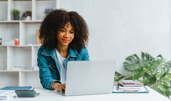 Woman on laptop.